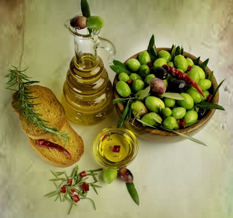 Olive oil is very popular but it is not suitable for high temperature frying and its smoke point temperature is too low.