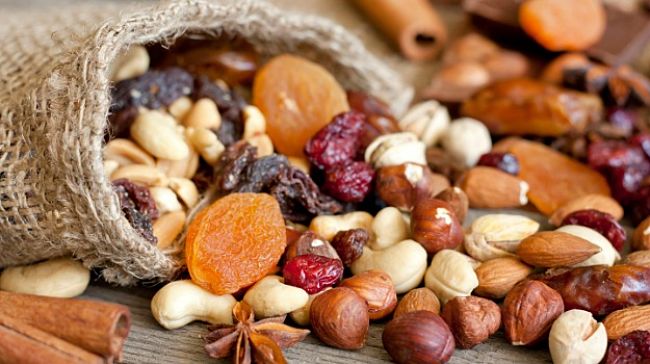 Nuts and dried fruits are rich in iron