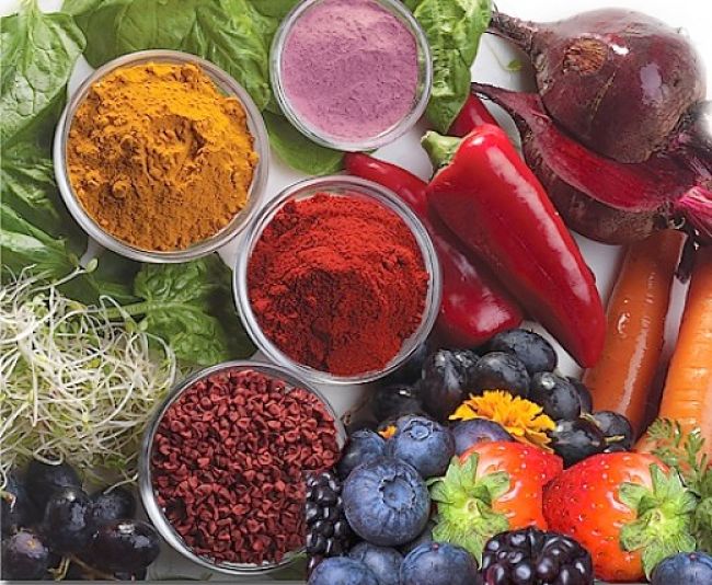 Many foods have rich natural colors which you can use in cooking and when preparing meals